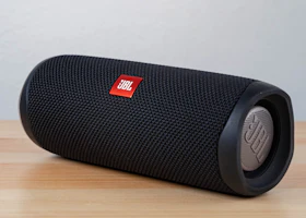 Smart Hub: black portable speaker